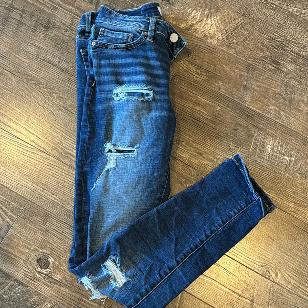 BKE Stella Mid-Rise Skinny jean, size 25.
